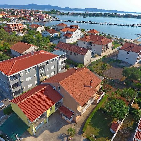 Apartments Lena Sukošan Exteriör bild