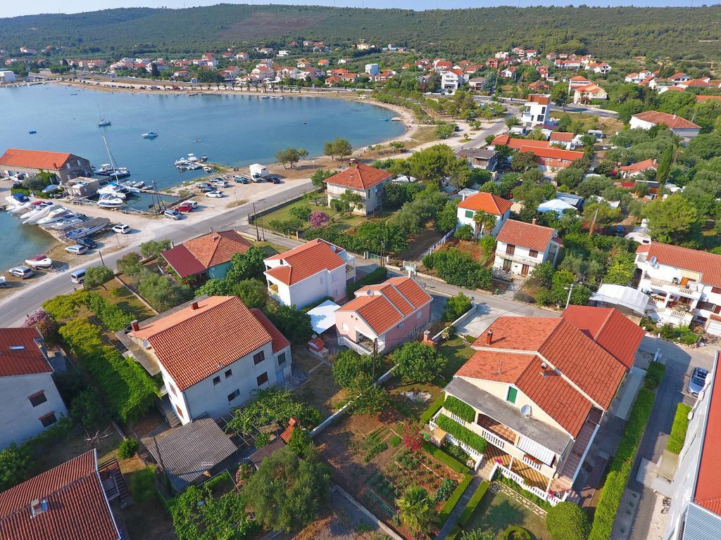 Apartments Lena Sukošan Exteriör bild